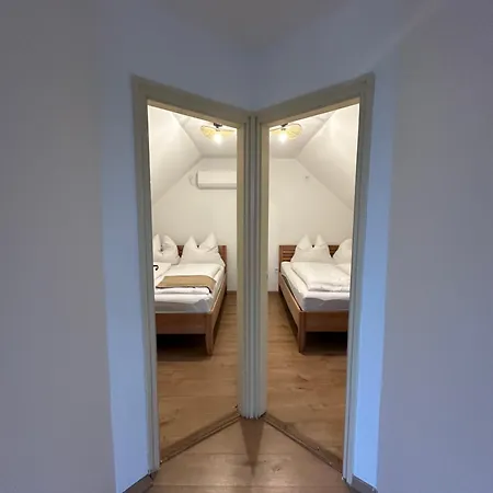 Szaka Kohaz 度假居 *